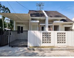 Dijual Rumah, LT. 72m2, LB. 50m2, 2KT, 1KM,SHM, Bisa Cash atau KPR, Akses Mudah, Pinngir Jalan,Sleman - Yogyakarta