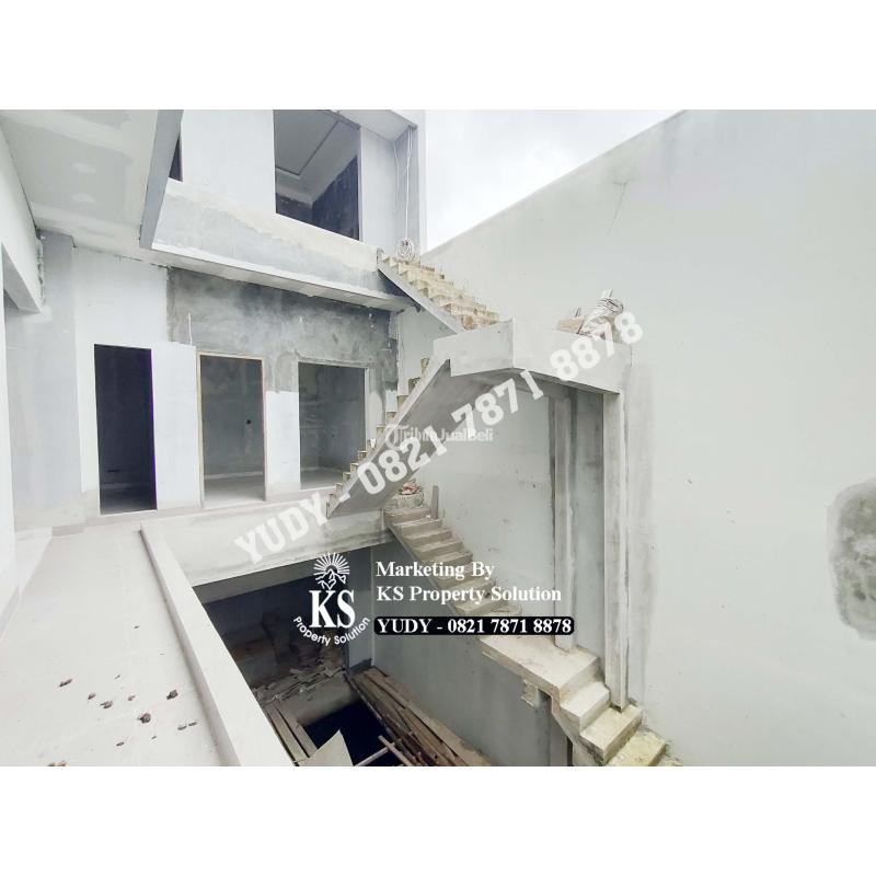 Dijual Rumah Townhouse mewah di Jalan Taman Kenten, Duku, Ilir Timur III Kota Palembang