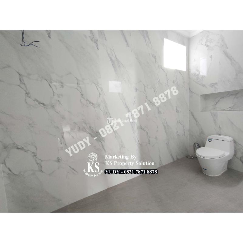 Dijual Rumah Townhouse mewah di Jalan Taman Kenten, Duku, Ilir Timur III Kota Palembang