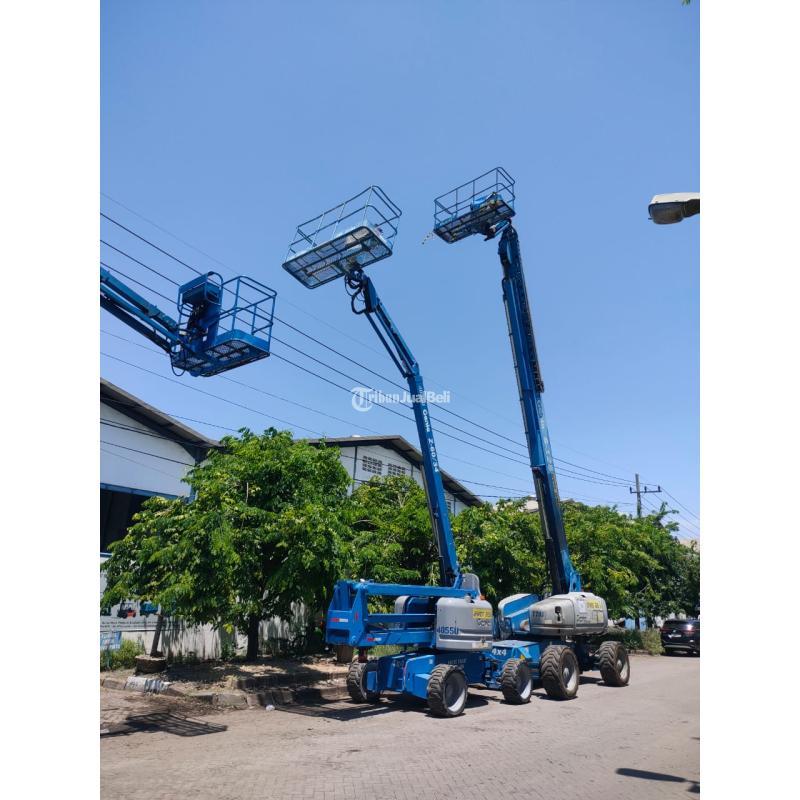 Sewa rental boom lift man lift sky lift genie lift di cikarang bekasi cibitung tangerang