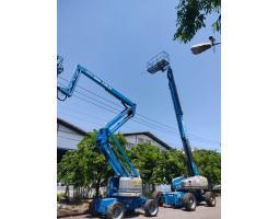 Sewa rental boom lift man lift di smelter smelting jiipe manyar gresik tuban bojonegoro cepu