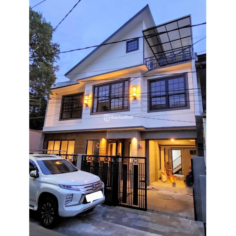 Dijual Rumah Siap Huni Bekas LT150 LB400 SHM 4KT 4KM Strategis Pondok Bambu - Jakarta Timur