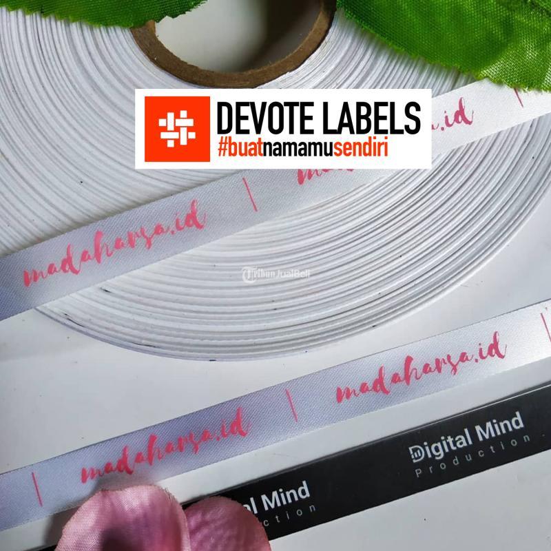 Label Satin Karanganyar Devote Labels