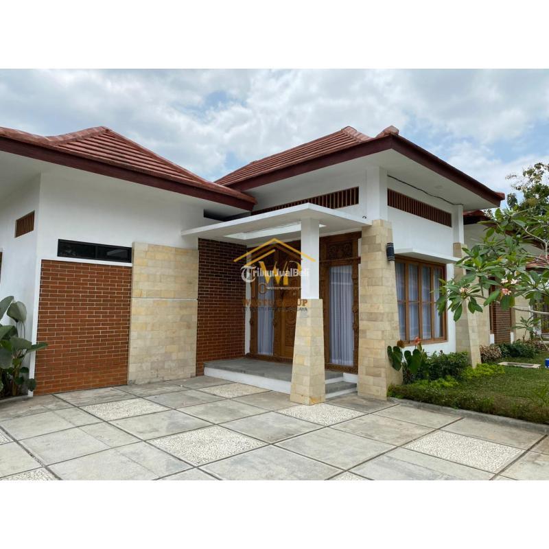 RUMAH MEWAH DEKAT CANDI BOROBUDUR PEMANDANGAN MENAKJUBKAN