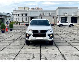 Toyota fortuner vrz trd 2018 At