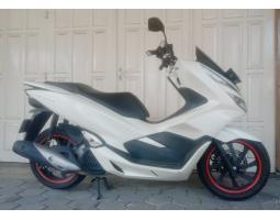 honda pcx th 2019 kredit motor murah mokase