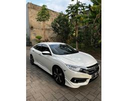 Civic Turbo ES 2017