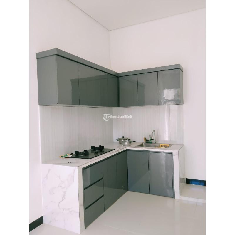 RUMAH 2 LANTAI NGAWI LOKASI STRATEGIS