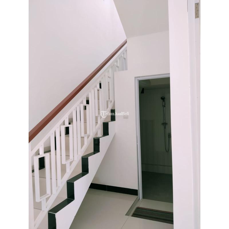 RUMAH 2 LANTAI NGAWI LOKASI STRATEGIS