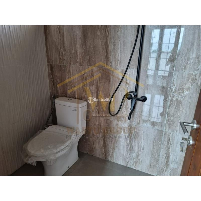 RUMAH BARU SLEMAN DEKAT TERMINAL JOMBOR