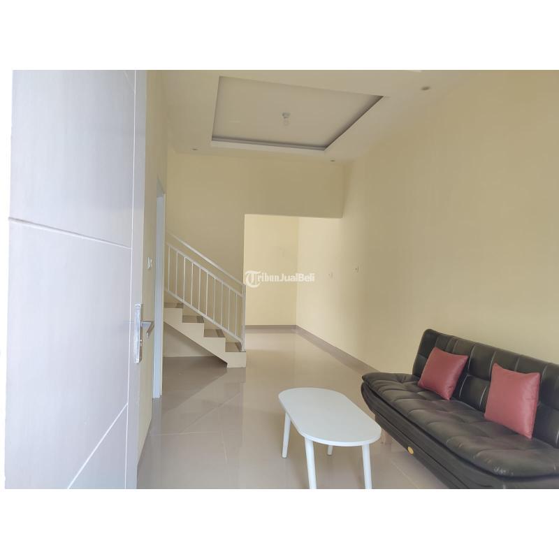 RUMAH 2 LANTAI NGAWI LOKASI STRATEGIS