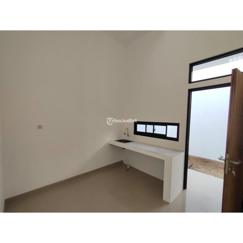 RUMAH CANTIK SIAP HUNI DEKAT KAMPUS UKRIM DI KALASAN JOGJA