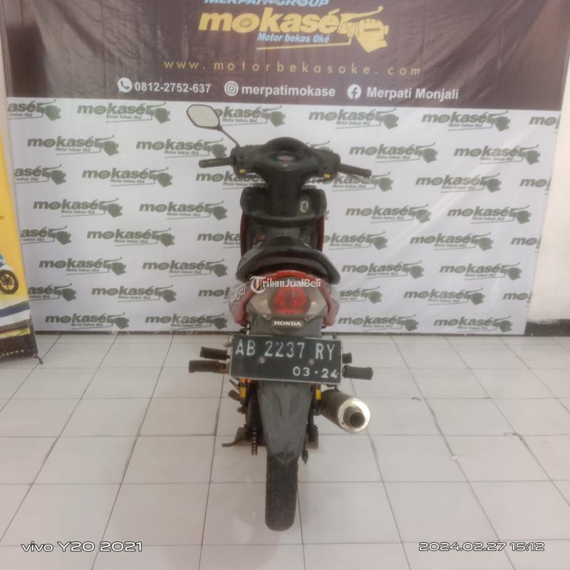 Motor Honda Revo CW Merah Hitam Tahun 2008 Bekas - Sleman Yogyakarta