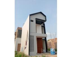 Hunian 2 Lantai Lingkungan Asri Area SERPONG