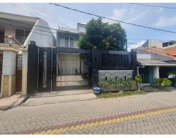 Rumah Berperabotan Siap Huni di Petemon Sidomulyo - Surabaya.