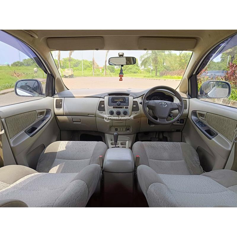 Mobil Toyota Kijang Innova E up G 2.0 AT 2012 Bekas DP 13 Juta di Bekasi Kota Jawa Barat