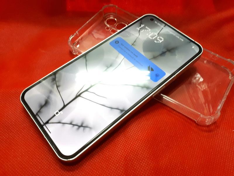 Hape Seken Nothing Phone 1 5G RAM 8256 Multiple LED Light Normal