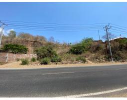 Tanah Bukit Pasir dan Batu Luas 30.000 m2 di Labuan Badas Sumbawa Nusa Tenggara Barat Dekat Pelabuhan Badas, Terminal Sumer Payung