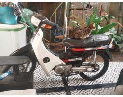 Honda Astrea grand bulus