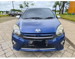 Toyota agya G mt 2015 biru