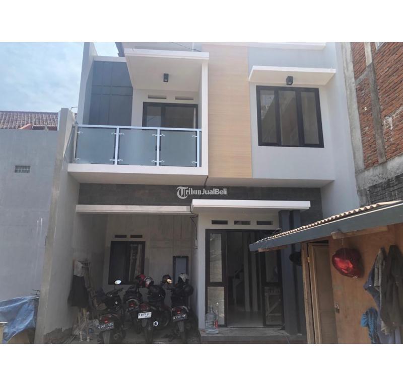 RUMAH CANTIK 2 LANTAI DI KARANGPLOSO DEKAT MALL DINOYO