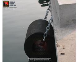 Supplier Rubber Fender Type Cylinder