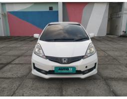 Mobil Honda Jazz RS 15 AT  2012 Putih Kondisi Bekas Siap Pakai Mulus  Jakarta Utara