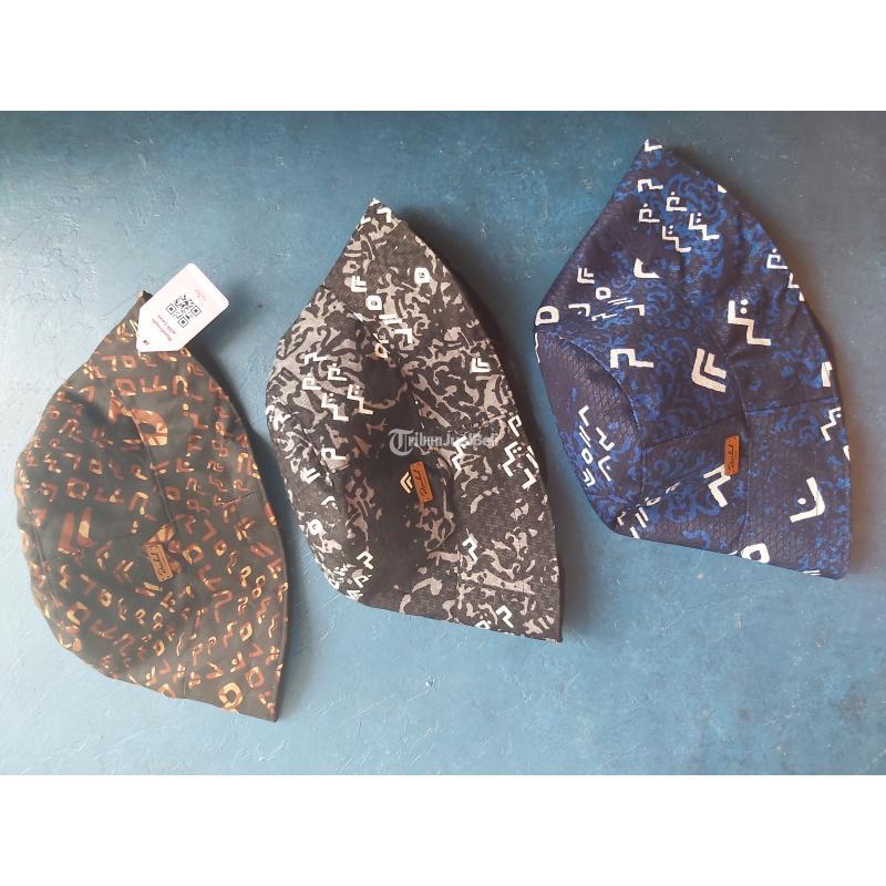 Bucket Hat Motif Lontara