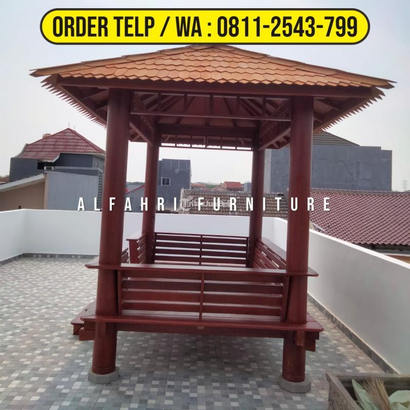 Gazebo Apartements 2x3 Minimalis Kayu Atap Sirap Pagar Depan