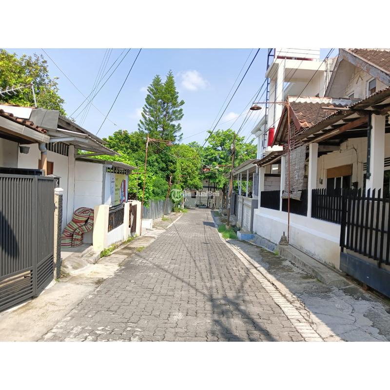 Rumah Tengah Kota Wonodri Dekat Dengan Pasar Peterongan dan RS Roemani