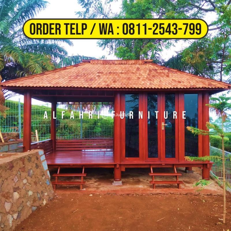 Gazebo Kayu Minimalis 3x5 Atap Sirap Dinding Kaca