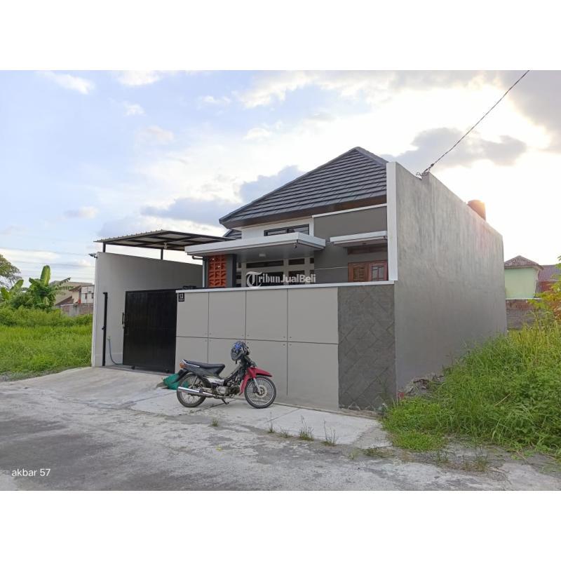 Dijual Rumah Baru Luas 90 m2 Strategis Singopuran Kartosuro Dekat Kampus UMS - Solo