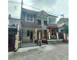 Rumah Komplek Permata 2 lantai siap huni
