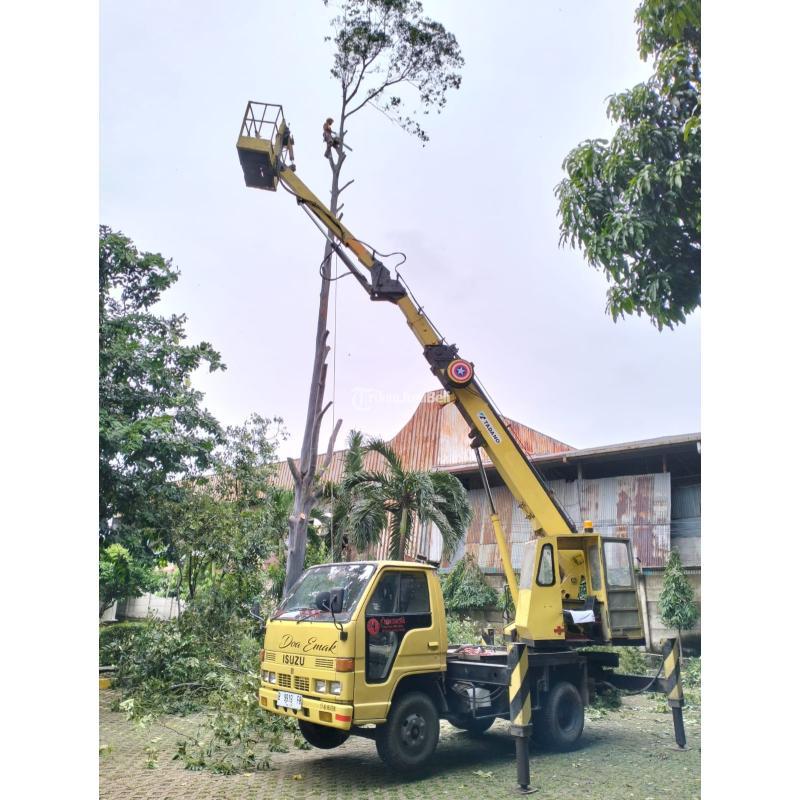 PERSEWAAN SkyLift Gresik Surabaya Sidoarjo RENTAL Truck pju Pasuruan Malang