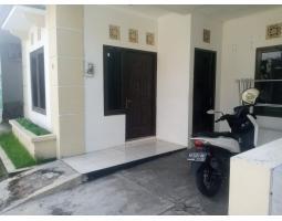 Jual Rumah 105m2 SHM Gentan Solo dekat Jalan Raya Mangesti - Solo Jawa Tengah