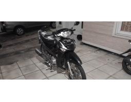 Motor honda supra X 125 hitam tahun 2006