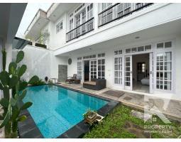 3 Bedroom Villa with Greenery View in Sanur Bali for Rent Yearly Long Term