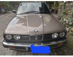 BMW 318i Th 1990 ori istimewa