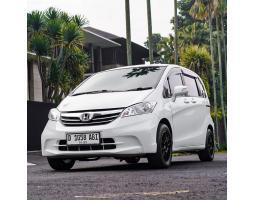 Spesial Promo Honda Freed SD 2013 Automatic Bekas Low KM - Cirebon Kota Jawa Barat