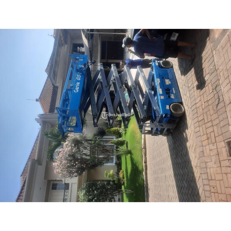 Sewa Scissor Lift 12 Meter - Karawang Jawa Barat