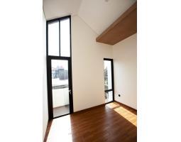 Jual Rumah Eksklusif Baru 2 lantai  Rooftop dan 3 Lantai + Rooftop - Jakarta Utara