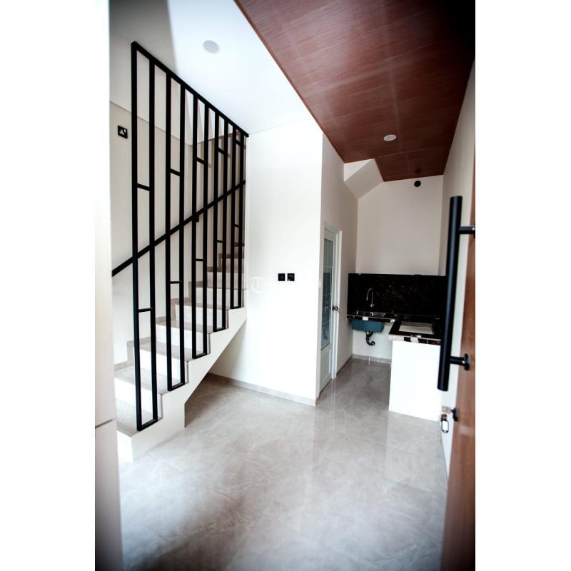 Jual Rumah Eksklusif Baru 2 lantai Rooftop dan 3 Lantai + Rooftop - Jakarta Utara