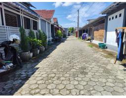 Jual Rumah Strategis Siap Huni Baru Tipe 2KT 1KM Dekat Alun alun - Karanganyar Jawa Tengah