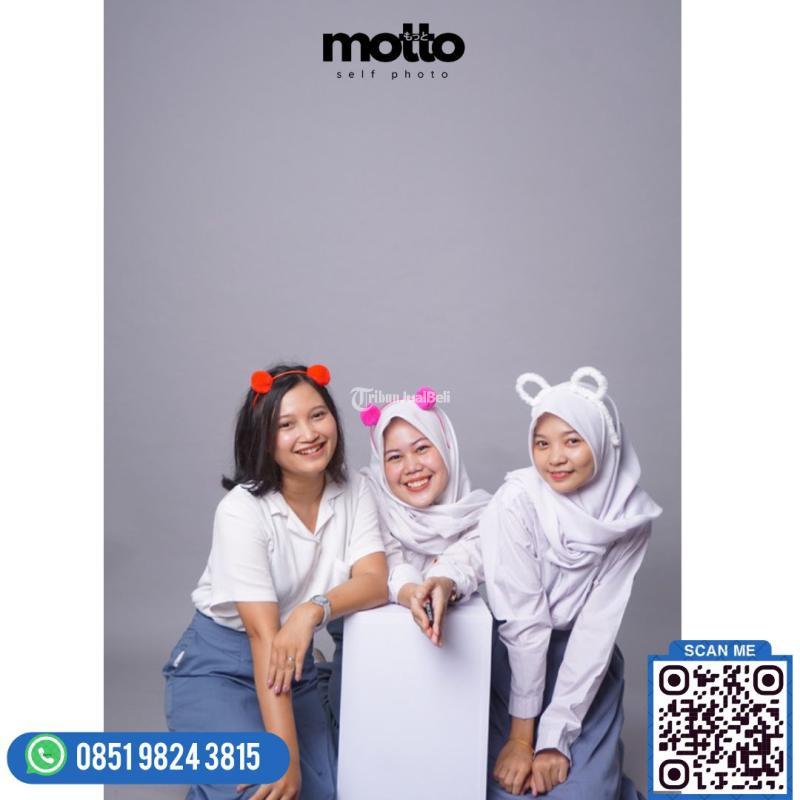 Studio Poto Wisuda Aksesori Pelengkap Beragam - Malang Kota Jawa Timur