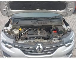 Mobil Second Renault Triber RXZ MT Tahun 2022 Plat Genap KM Rendah - Jakarta Barat