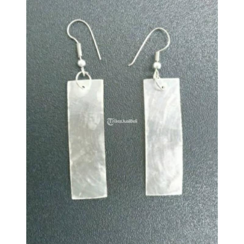 Anting Earrings 004 Bentuk Kerang Ukuran 7x2 cm - Bandung Barat Jawa Barat