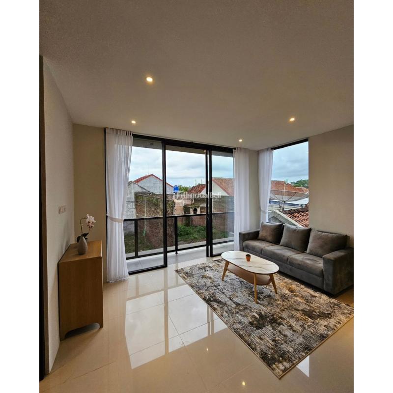 RUMAH MEWAH SIAP HUNI FULL FURNISH DI KALASAN, NYAMAN DAN ELEGAN