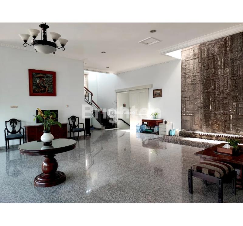 Rumah Mewah 3 Lantai Jalan Raya Cilandak Hanya 10 Menit Ke Kemang