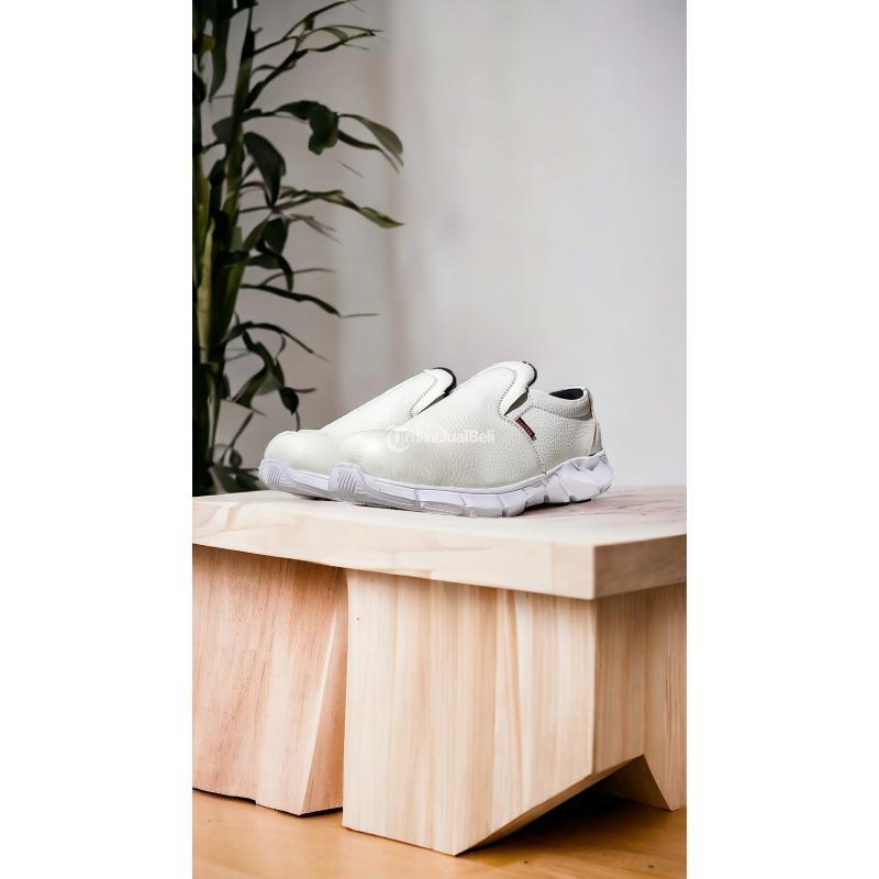 Diskon Sepatu Safety Untuk Wanita Telukjambe Timur - WA.No 081359117118