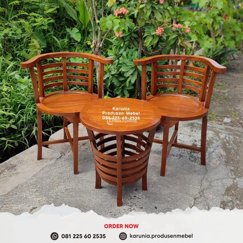 Produsen Meja Teras Minimalis, Pengrajin Meja Teras Kayu Jati, Meja Teras Bulat, Meja Teras Besi, Meja Kursi Teras Klaten